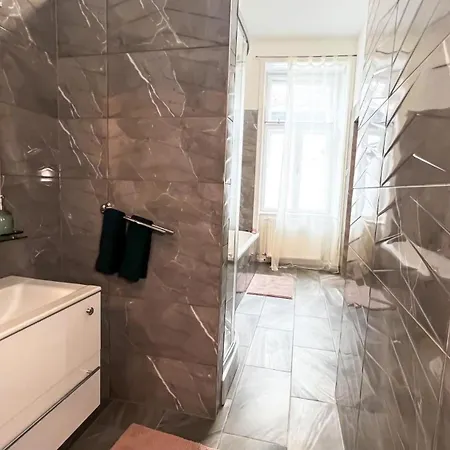 Apartamento Flamingo Rezidencia Eger