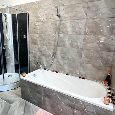 Flamingo Rezidencia Apartmán Eger